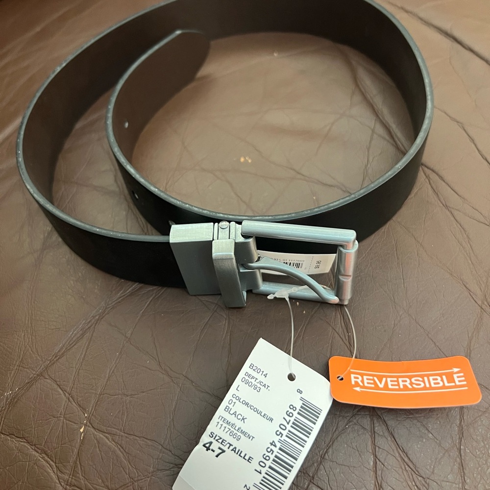 NWT- The Children's Place Reversible Black and Brown Belt Size 4-7